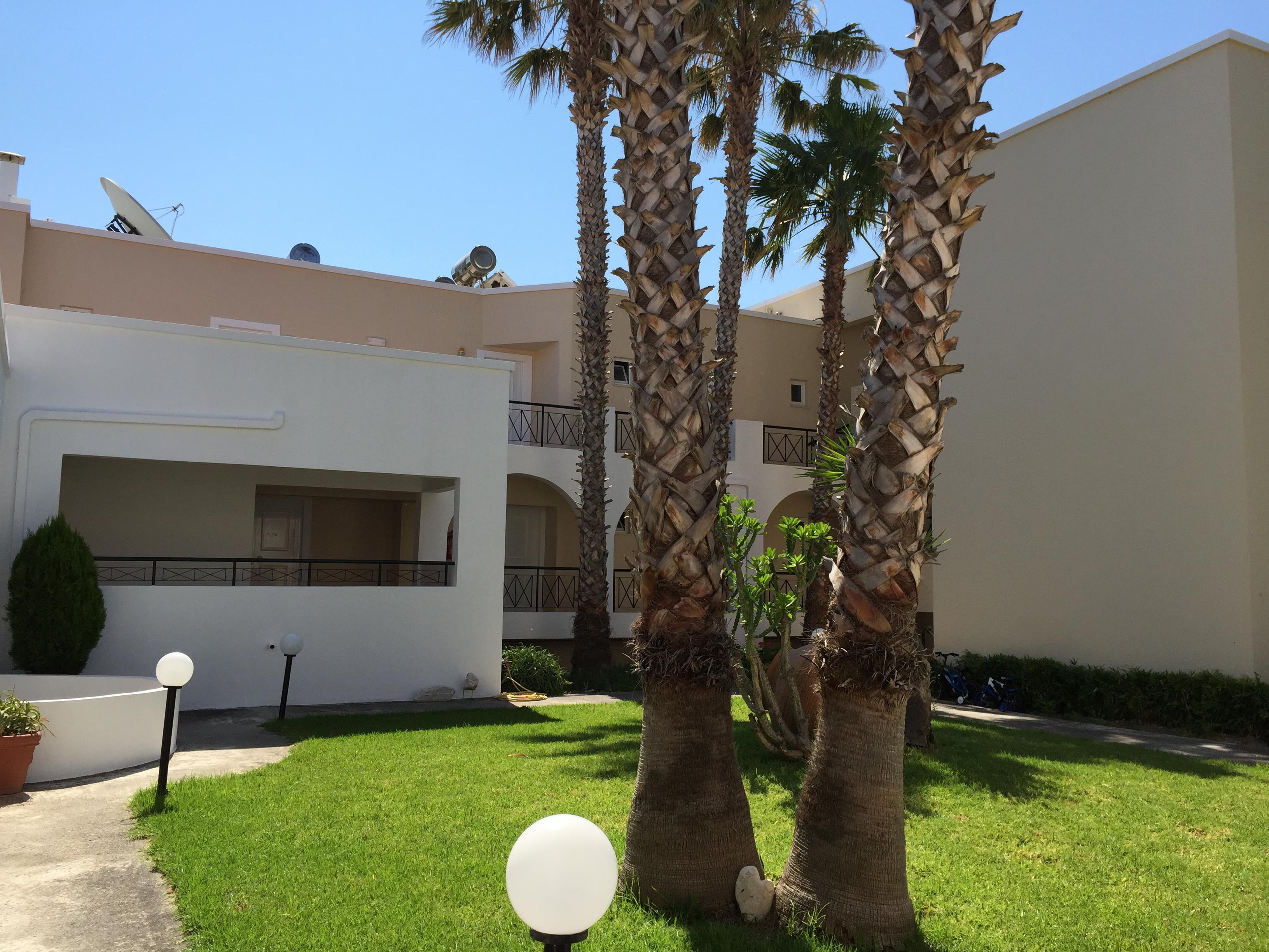 פסאלידי Andromeda Hotel Apartments מראה חיצוני תמונה