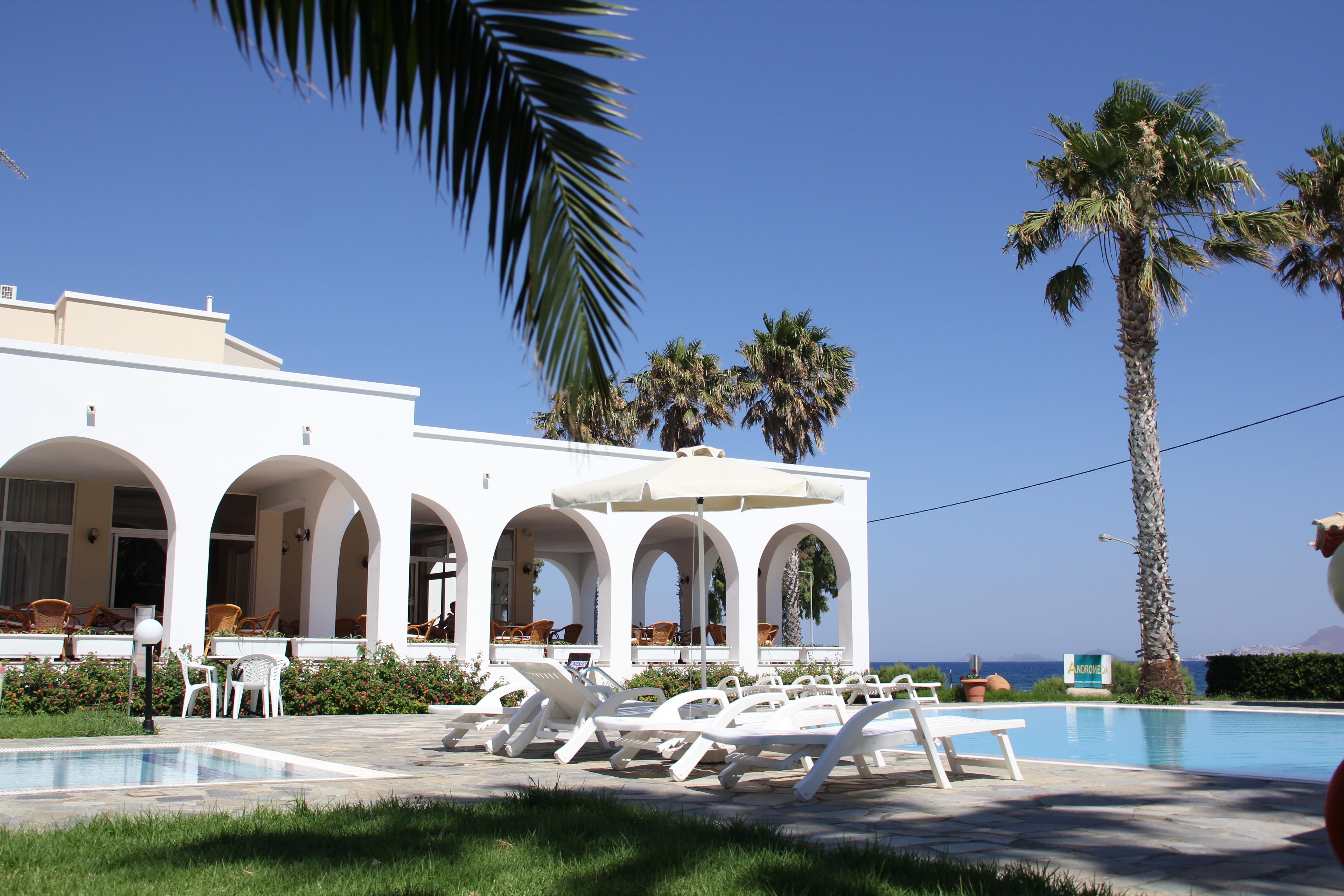פסאלידי Andromeda Hotel Apartments מראה חיצוני תמונה