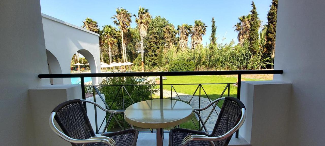 פסאלידי Andromeda Hotel Apartments מראה חיצוני תמונה