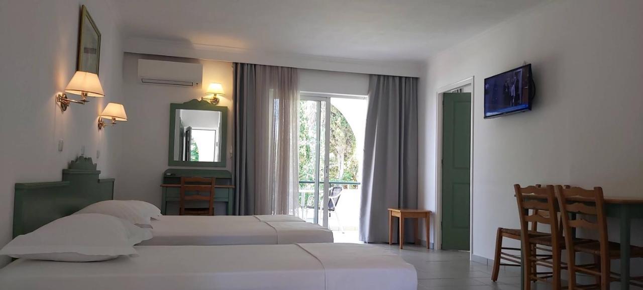 פסאלידי Andromeda Hotel Apartments מראה חיצוני תמונה