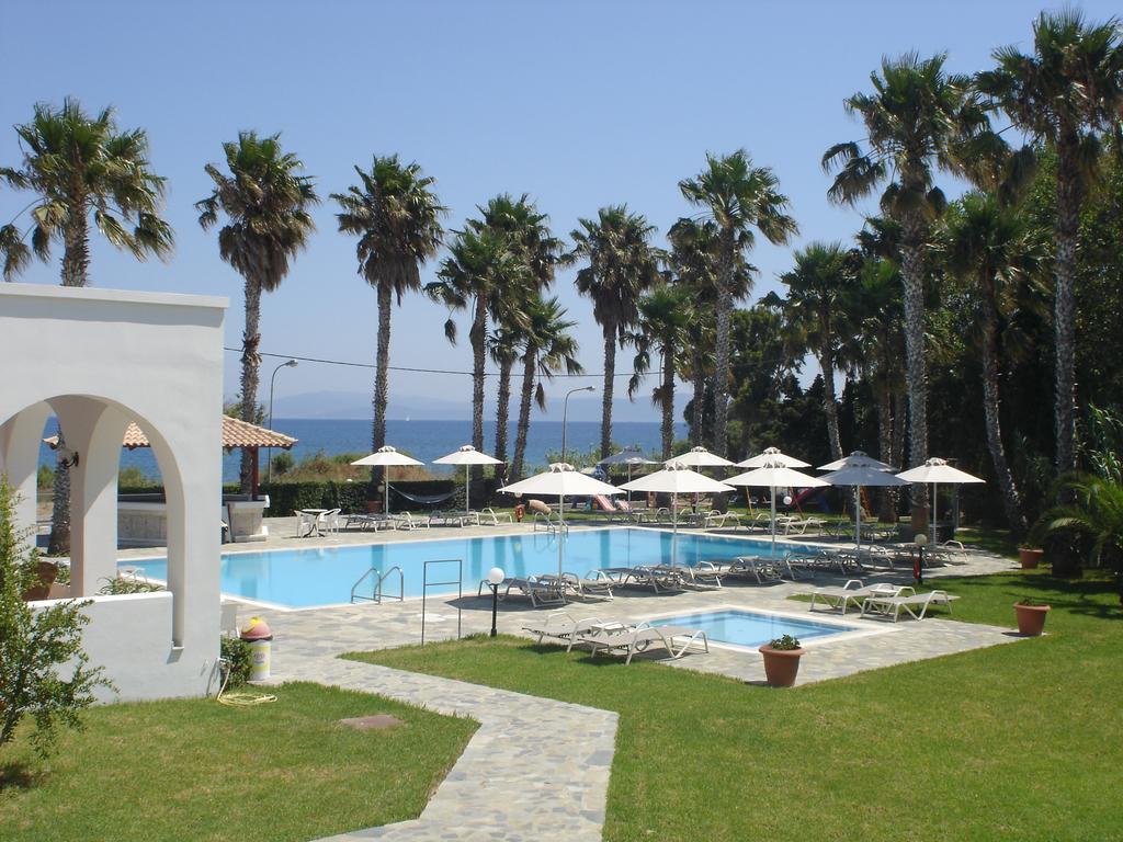 פסאלידי Andromeda Hotel Apartments מראה חיצוני תמונה