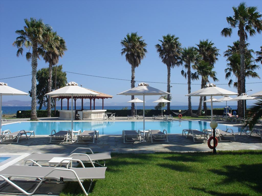פסאלידי Andromeda Hotel Apartments מראה חיצוני תמונה