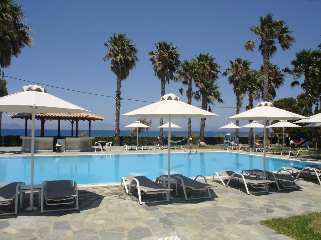 פסאלידי Andromeda Hotel Apartments מראה חיצוני תמונה